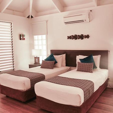 Oasis Pool Villa - Musket Cove Resort - Fiji Malololailai エクステリア 写真